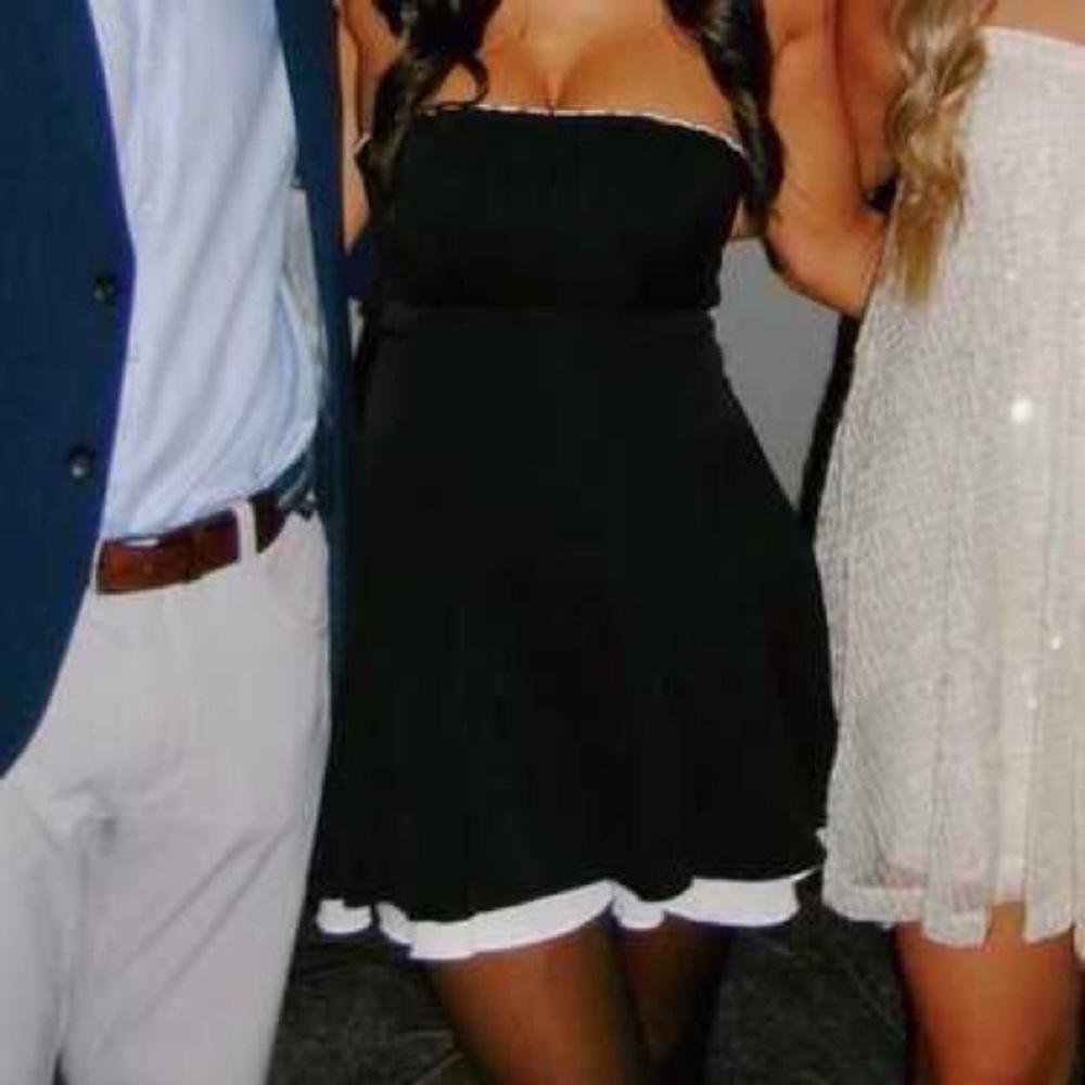 Musera Strapless Black & White Fit-and-Flare Dress | Size Small - Picture 9 of 9